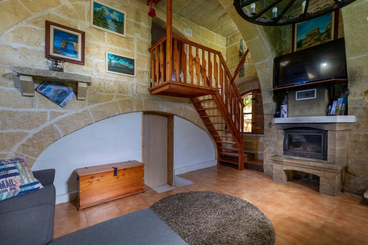 Ta Rummiena Farmhouse Villa Xewkija Екстериор снимка